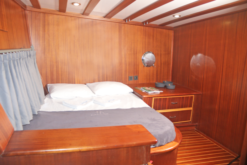 Bonito Datça Yacht - Master Cabin